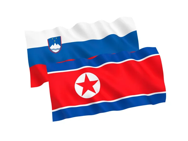 Flagi Korei Północnej i Słowenii na białym tle — Zdjęcie stockowe