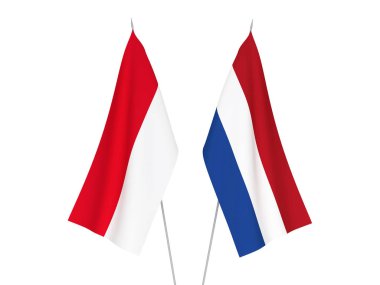 Hollanda ve Endonezya bayrakları