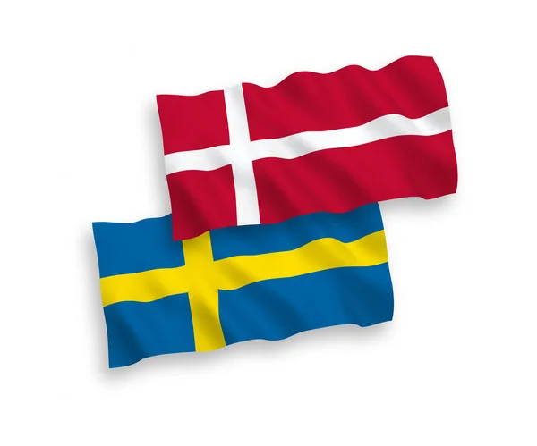 Flagi Danii i Szwecji na białym tle — Wektor stockowy