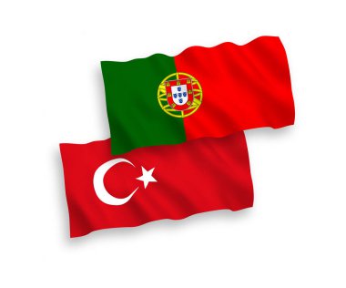 Beyaz arka planda Türkiye ve Portekiz bayrakları