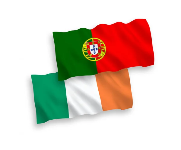 Irlands och Portugals flagg på vit bakgrund — Stock vektor