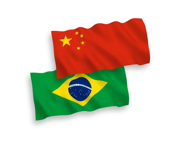 Flags of Brazil and China on a white background — Stock Vector