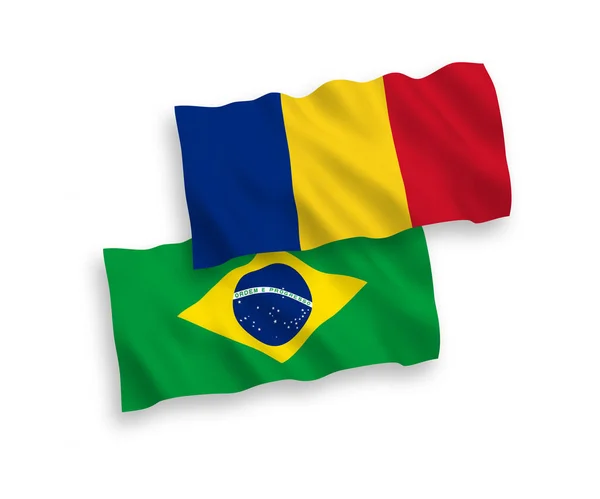 Banderas de Rumanía y Brasil sobre fondo blanco — Archivo Imágenes Vectoriales