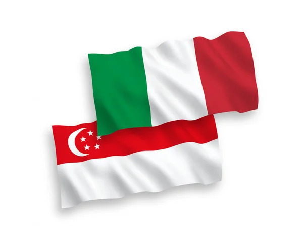 Drapeaux d'Italie et de Singapour sur fond blanc — Image vectorielle