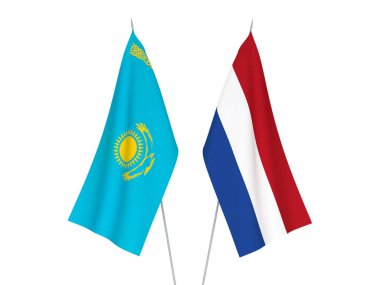 Hollanda ve Kazakistan bayrakları