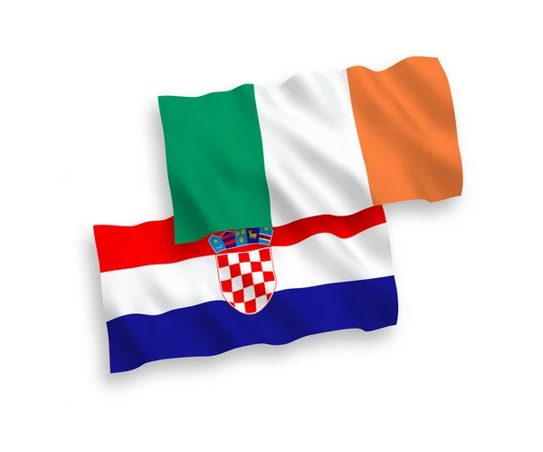 Flags of Ireland and Croatia on a white background — Stock Vector