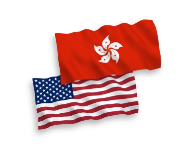 Beyaz arka planda Hong Kong ve Amerika bayrakları