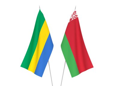 Beyaz arka planda Belarus ve Gabon 'un ulusal kumaş bayrakları izole edildi. 3d resimleme.