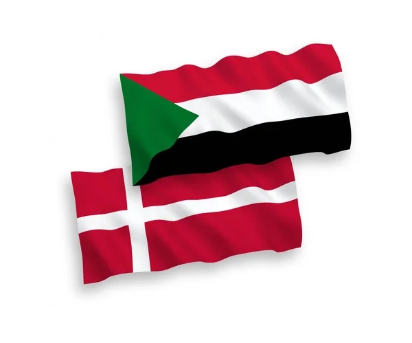 Banderas Nacionales Ondas Vectoriales Dinamarca Sudán Aisladas Sobre Fondo Blanco — Vector de stock