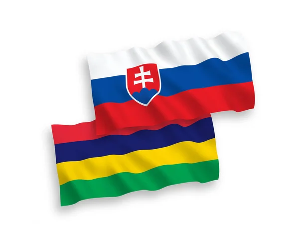 Nemzeti Vektor Szövet Hullám Zászlók Szlovákia Mauritius Elszigetelt Fehér Háttérrel — Stock Vector