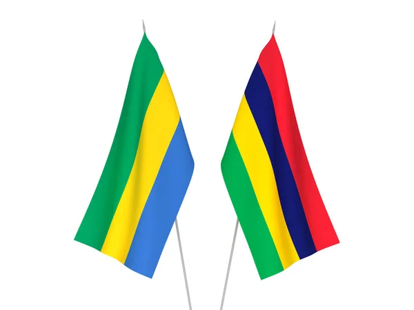Nationalfahnen Von Gabun Und Der Republik Mauritius Isoliert Auf Weißem — Stockfoto