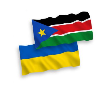 Güney Sudan ve Ukrayna Cumhuriyeti 'nin ulusal taşıyıcı kumaş bayrakları beyaz arka planda izole edildi. 1 'e 2 oranında.