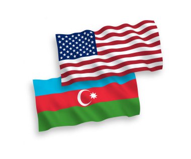 Beyaz arka planda Azerbaycan ve ABD 'nin ulusal taşıyıcı kumaş bayrakları izole edildi. 1 'e 2 oranında.