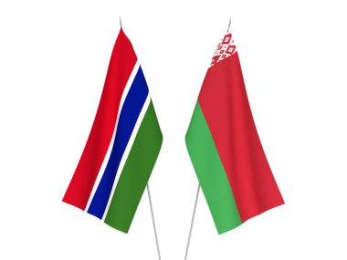 Beyaz arka planda Beyaz Rusya ve Gambiya Cumhuriyeti 'nin ulusal kumaş bayrakları izole edildi. 3d resimleme.