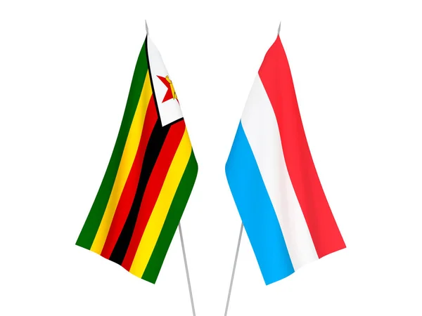 卢森堡和津巴布韦的国旗在白色背景下相互隔离 3D渲染说明 — 图库照片