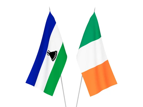 Nationale Stoffen Vlaggen Van Ierland Lesotho Geïsoleerd Witte Achtergrond Weergave — Stockfoto