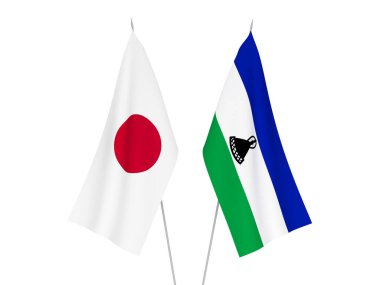 Japonya ve Lesotho 'nun ulusal kumaş bayrakları beyaz arka planda izole edildi. 3d resimleme.