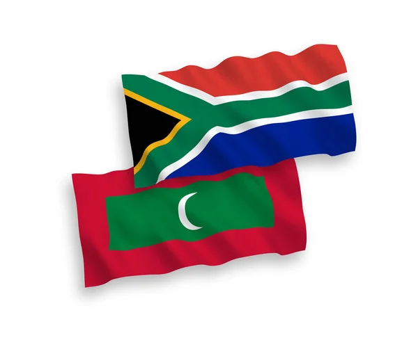 モルディブと南アフリカ共和国の国家ベクトルファブリック波旗は白地に隔離されている — ストックベクタ