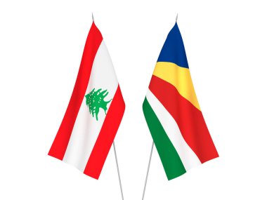 Beyaz arka planda Seyşeller ve Lübnan 'ın ulusal kumaş bayrakları izole edildi. 3d resimleme.
