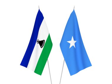 Beyaz arka planda Somali ve Lesotho 'nun ulusal kumaş bayrakları izole edildi. 3d resimleme.