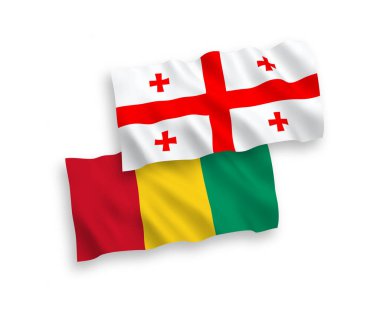 Gine ve Gürcistan 'ın ulusal taşıyıcı kumaş bayrakları beyaz arka planda izole edildi. 1 'e 2 oranında.