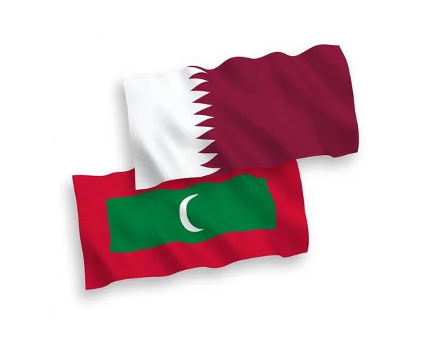 Národní Vektorové Vlnové Vlajky Malediv Kataru Izolované Bílém Pozadí Podíl — Stockový vektor