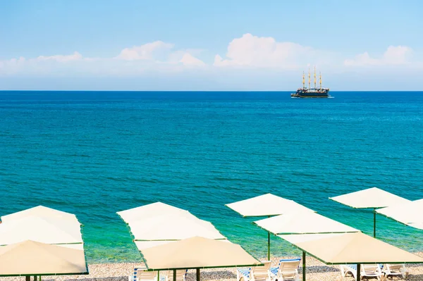 Nádherná Pláž Modrým Mořem Kemer Turecko Cestování Dovolená — Stock fotografie