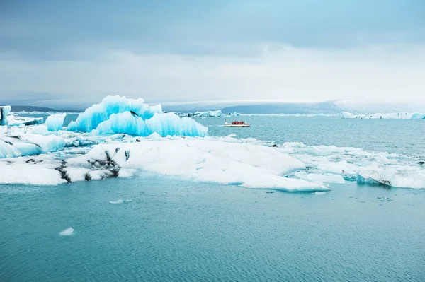 Icebergs Azuis Jokulsarlon Lagoa Glacial Sul Islândia — Fotografia de Stock