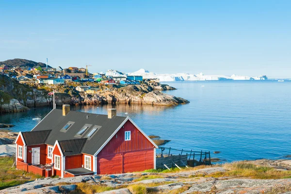 Casas Coloridas Costa Oceano Atlântico Ilulissat Oeste Gronelândia — Fotografia de Stock