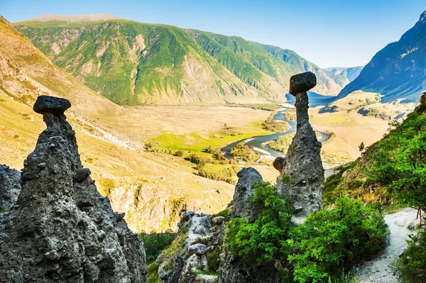 Rots Formaties Stone Paddestoelen Tsjoelysjman Rivier Vallei Altaj Siberië Rusland — Stockfoto