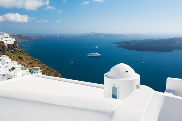 Vita Arkitekturen Santorini Island Grekland Vacker Sommar Landskap Havsutsikt — Stockfoto