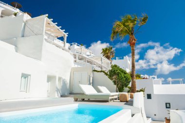 Yunanistan 'ın Santorini adasında beyaz mimari. 