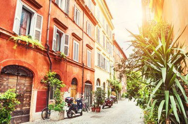 Güzel sokak eski binalar Roma, İtalya. 