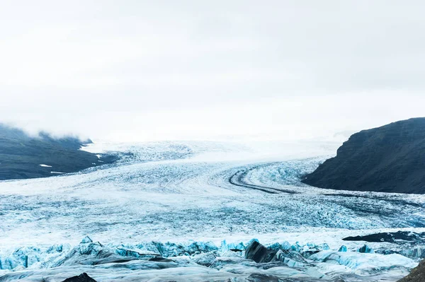 Ledovce Vatnajokull v mlžný den, Jižní Island — Stock fotografie