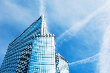 Paris La Defense bölgesinde modern gökdelenler, Fransa