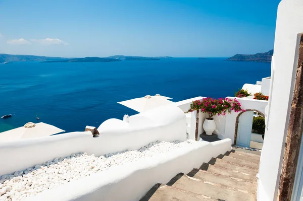 White architecture on Santorini island, Greece. — Stock Photo, Image