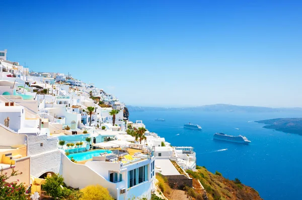 Biała Architektura Błękitne Morze Wyspie Santorini Grecja Panoramiczny Widok Znany — Zdjęcie stockowe