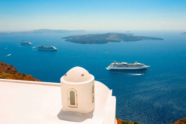 Bílá Architektura Ostrově Santorini Řecko Letní Krajina Výhled Moře Koncept — Stock fotografie