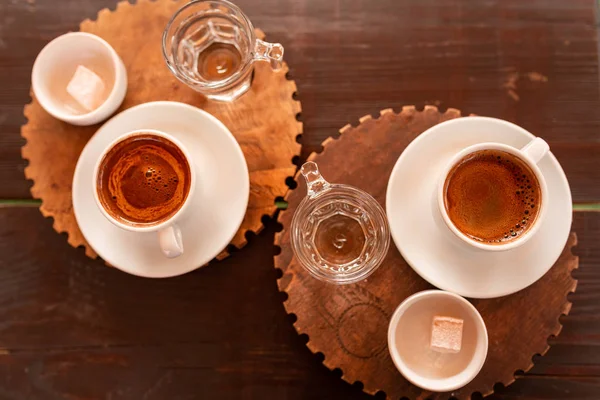 Turkish coffee served with turkish delight lokum — Stock Photo, Image