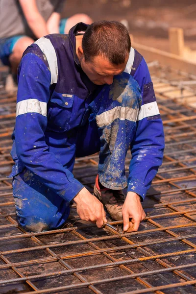 Reinforcement bars for base plate for house foundation for new house basis. — Stock Image Reinforcement Bars Base Plate House Foundation New House Basis Stock Picture