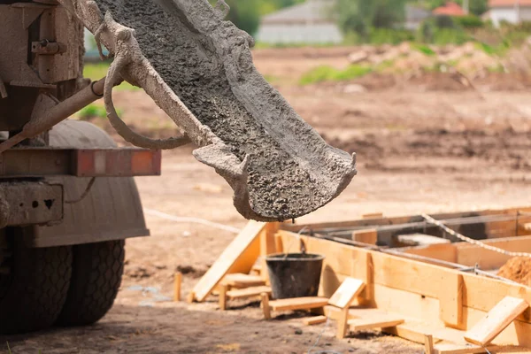 Colocação Cimento Concreto Cofragem Fundação Com Bomba Automática Construção Fundação — Fotografia de Stock