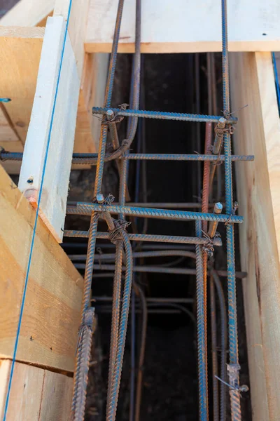 Reinforcement of corners for creating strip foundation for new house basis. — Stock Image Reinforcement Corners Creating Strip Foundation New House Basis Stock Image