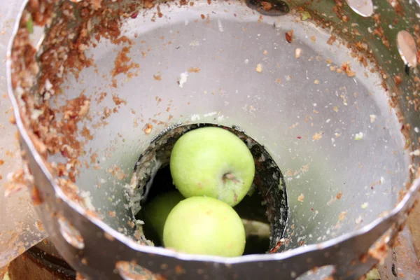 Cider Malom Berendezések Zúzás Almát Almalé — Stock Fotó