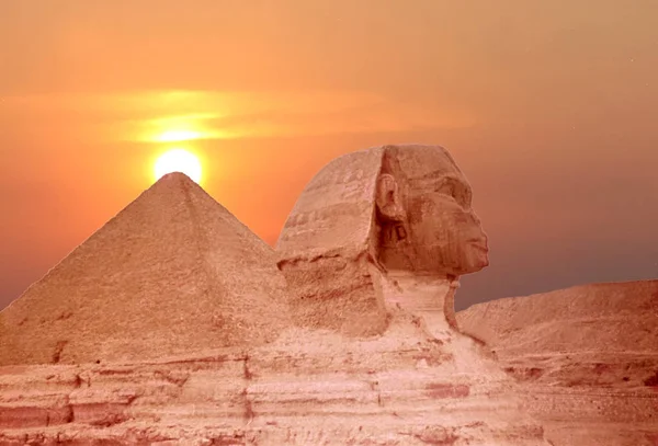 Sfinge Antiche Rovine Grande Piramide Giza Fuori Dal Cairo Egitto — Foto Stock