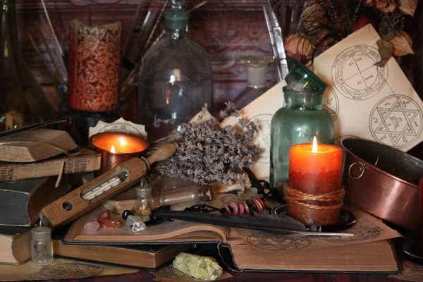 Μαύρη Μαγεία Ξόρκια Wiccan Ξόρκια Και Βότανα Ακόμα Live Παλιές — Φωτογραφία Αρχείου