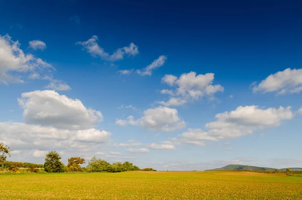 alan ve bulutlar doğa manzara 