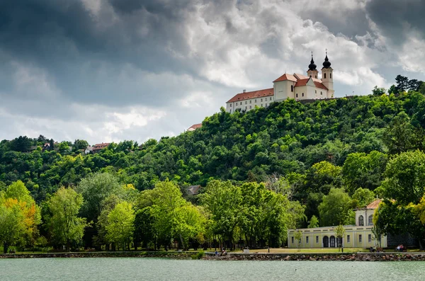 Tihanyi Apátság Magyarország Gyönyörű Épület — Stock Fotó