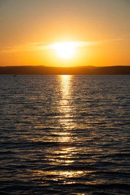 Balaton Gölü günbatımı doğa doğal görünümü 