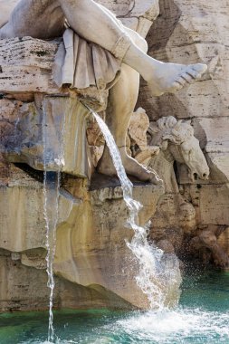 Roma'nın ünlü Piazza Navona üzerinde çeşme. Piazza Navona. Roma. İtalya
