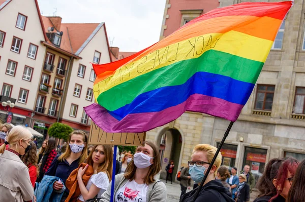 Wroclaw Polônia 2020 Rainbow Gay Flag Words Black Lives Matter — Fotografia de Stock